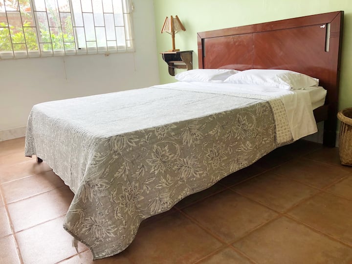 Bračni krevet (soba 4) 