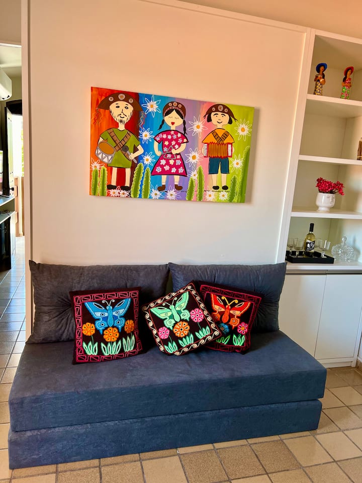 Дневна соба со кауч 