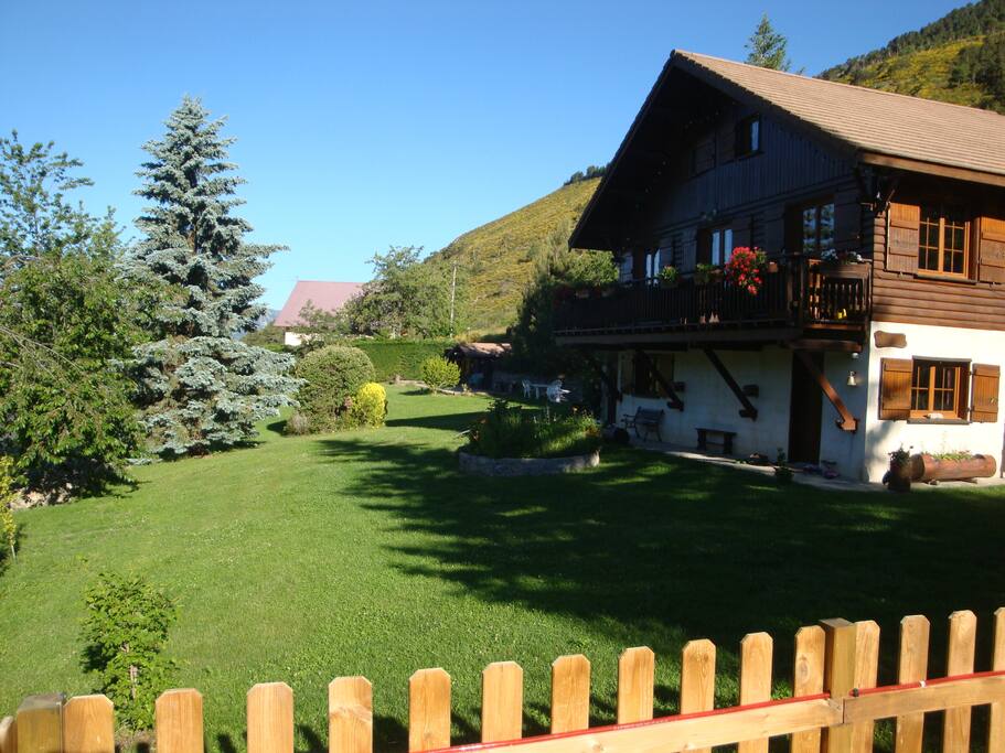 1500 m2 de pelouse à disposition