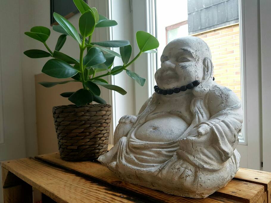 Buddha is saying Hello to you at the entrance.
