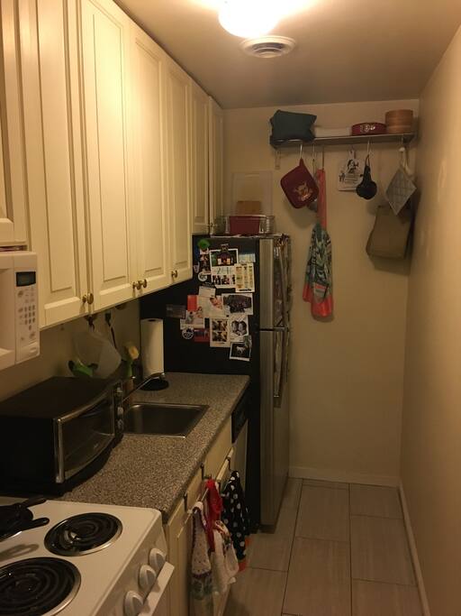 Kitchen, equipped with everything you may need.