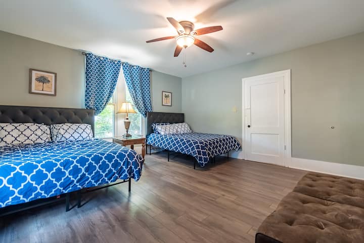 Large bedroom with 2 brand new Tuff-n-Needle mattress with comfortable sheets and pillows. Also a futon to sleep one in bedroom. Pillows and sheets for 7 people in apartment. 