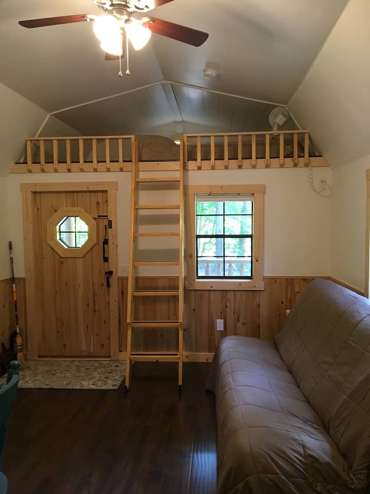 Peaceful Pines Tiny House