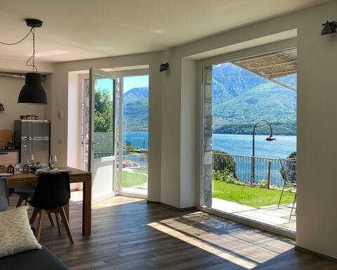 VILLA MORETTA LAKE COMO - THE GARDEN ON THE LAKE