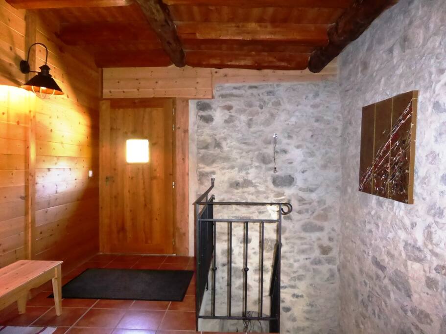 Palier d'acces aux chambres