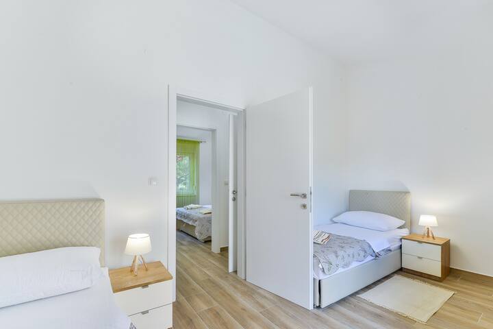 Спална соба 1