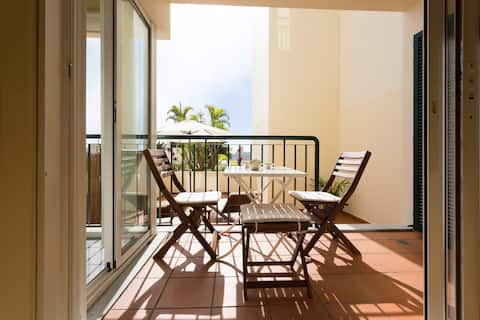 Top performing Airbnb: Apartment in the heart of Funchal + Parking in Funchal (Sé)