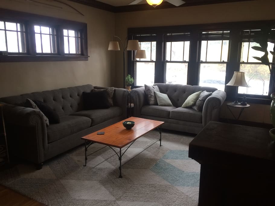 Bright, sunny living room
