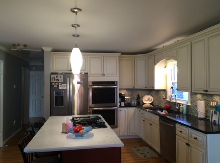Updated fully stocked kitchen