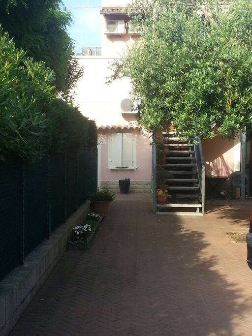 Spazio esterno -ingresso