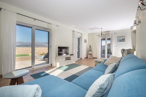Successful Airbnb property: - 50% - Villa Brach 4**** TWO METERS FROM THE SEA in Grad Supetar