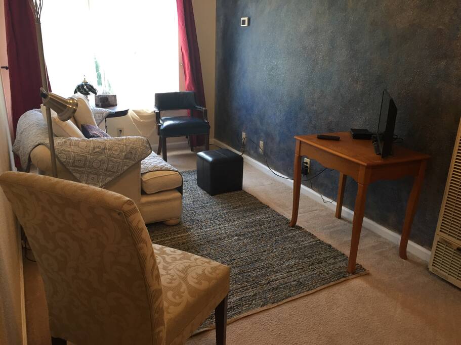 This is the living room/sitting room