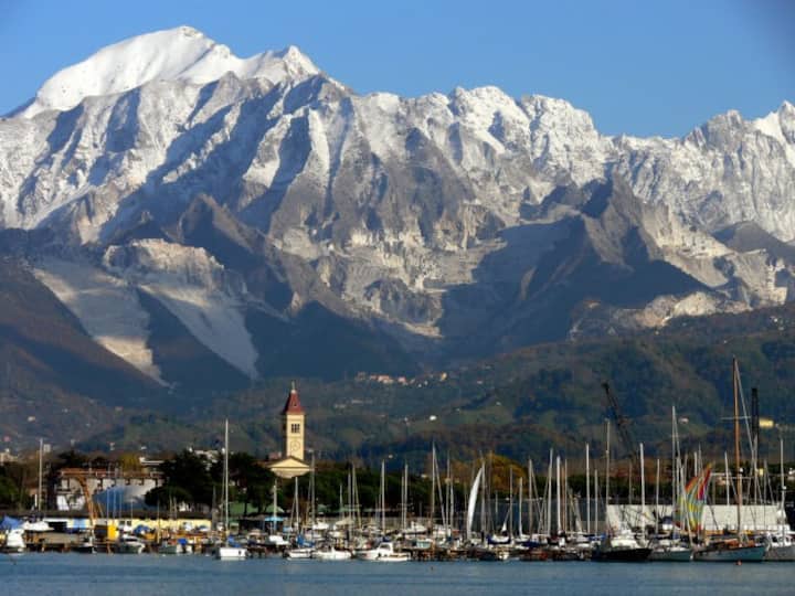Marina di Carrara Vacation Rentals & Homes - Tuscany, Italy | Airbnb