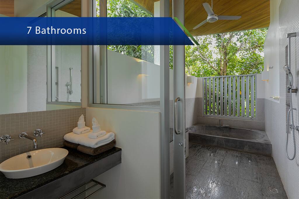7 Bathrooms