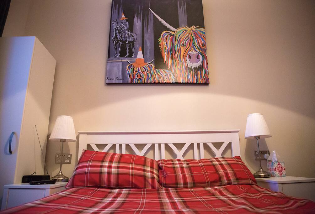 Room 7 - small double