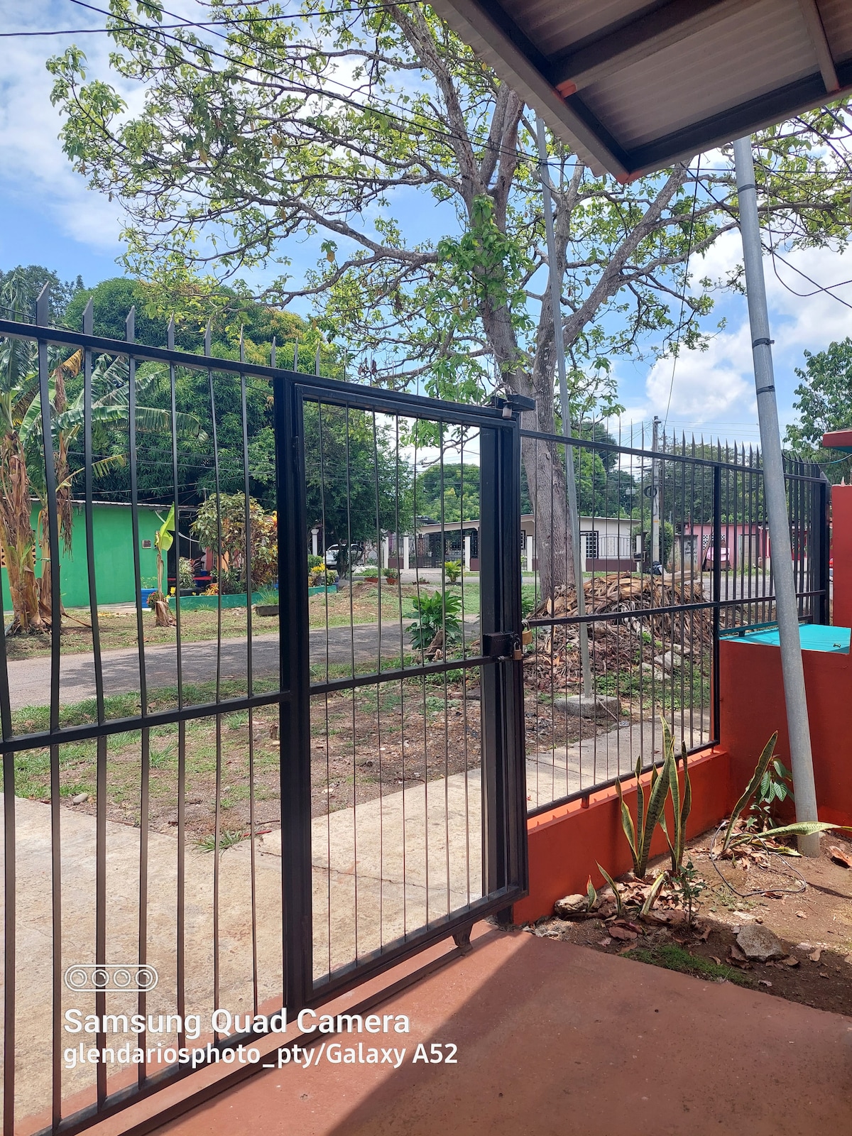 Exterior image 5 at Casa tipo dúplex completa in David