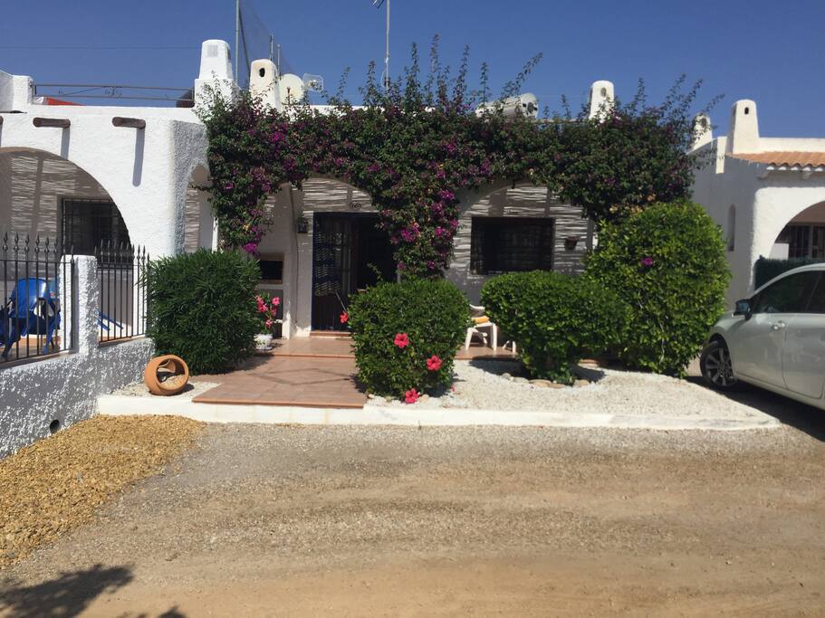Das Haus - The House