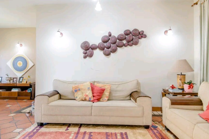 sala de está with  2 sofas, 1 ° sofa with 3 seats, 2°  sofa 2 places .
 Nie a lôžko ☝