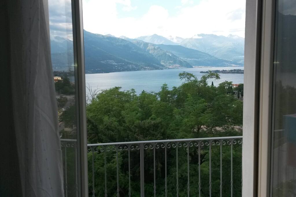 Vista dal balcone del soggiorno