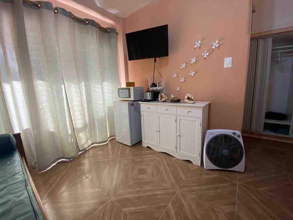 Airbnb con mejor rendimiento: Facing the sea and close to everything en Atlántida