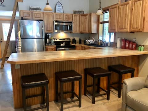 Jenny’s Priest Lake Cabin