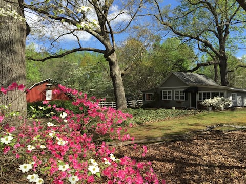 The Cottage at Old Oaks Farm