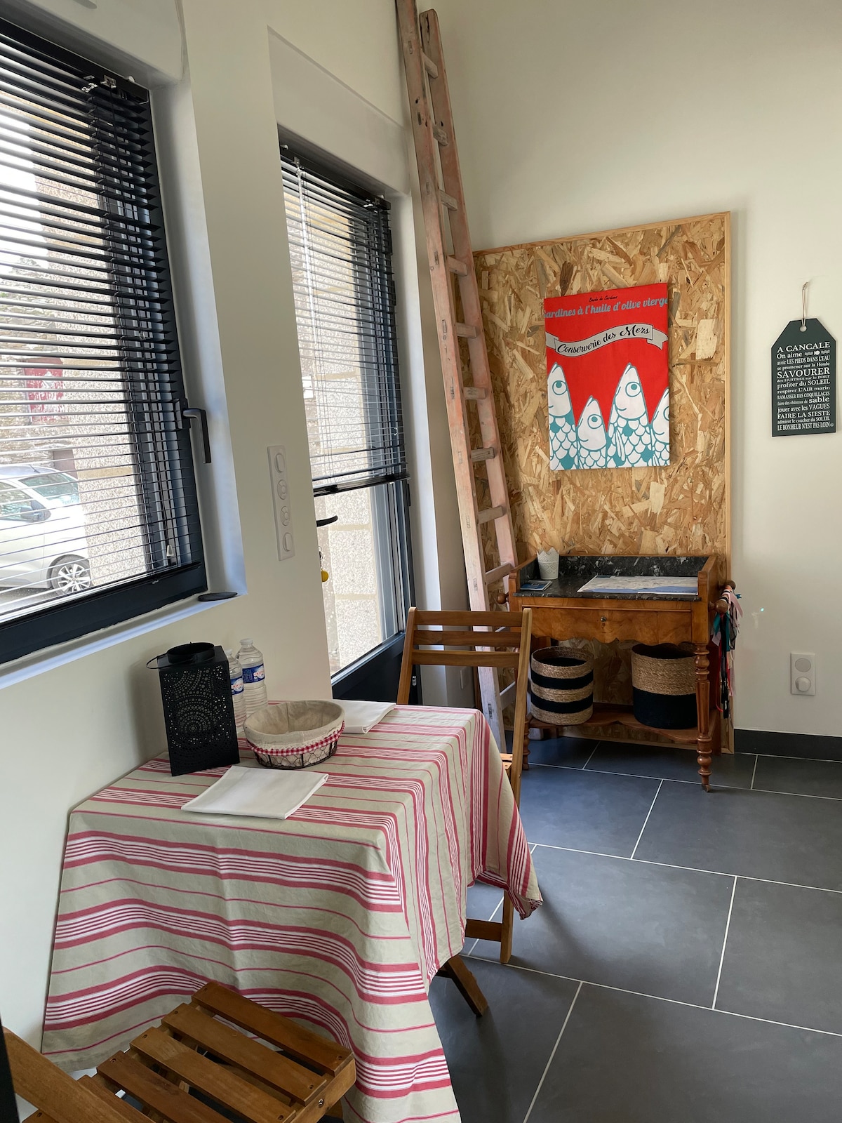 Top performing Airbnb: Cancale room near sea & Port de la Houle in Cancale