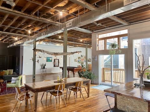 Main Office Lofts Building - multiple lofts