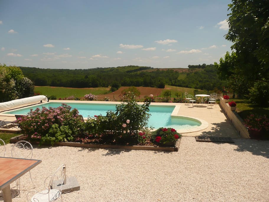Vue panoramique depuis la terrasse de la maison