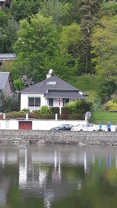 Villa vue Lac Chambon, coeur Sancy