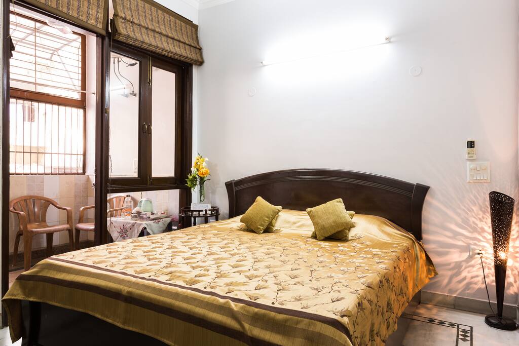Another pic of the room you will be staying in with the natural light streaming in
