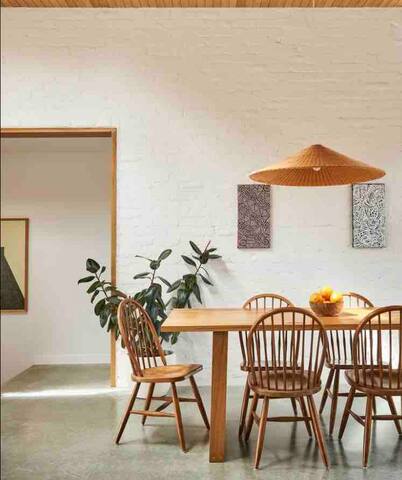 Modern home with heated pool and studio gallery image 4