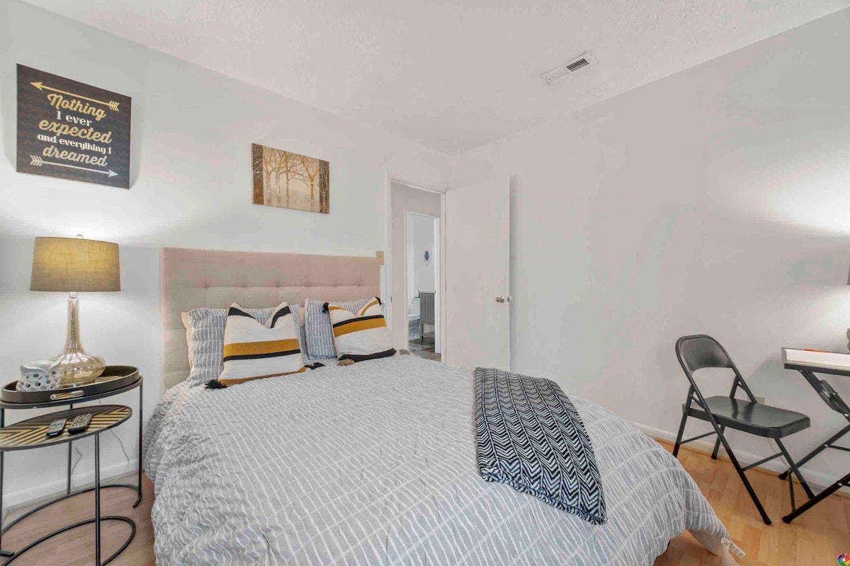 Dormitorio #1 cama completa