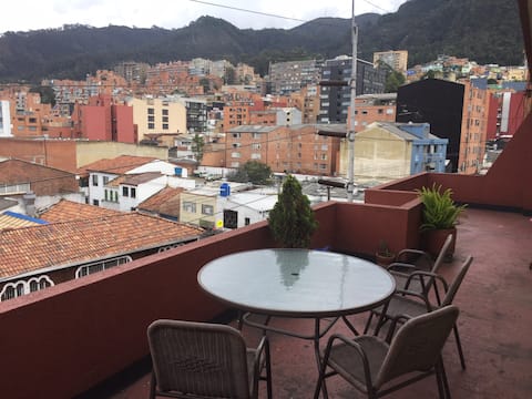Great apartment at Chapinero. Close to the G Zone