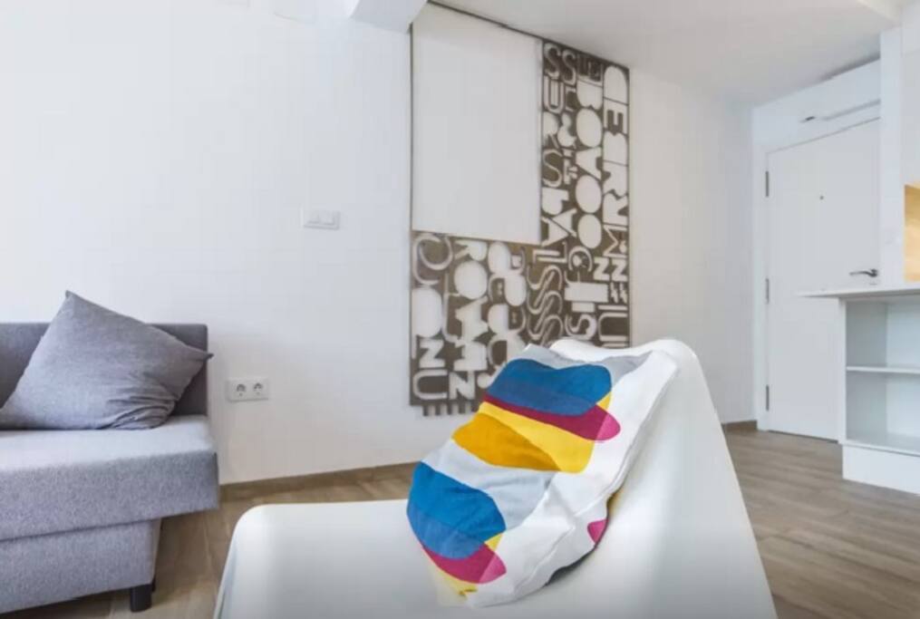 Acceso al piso, salon