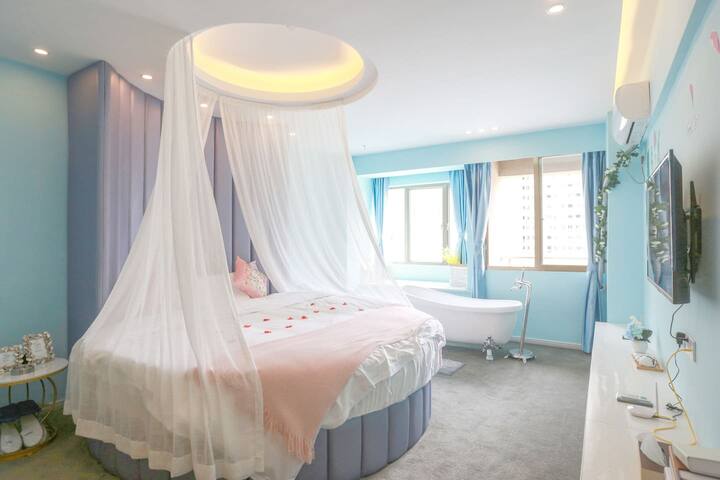 Transparent Top Vacation Rental Listings In Nanchang