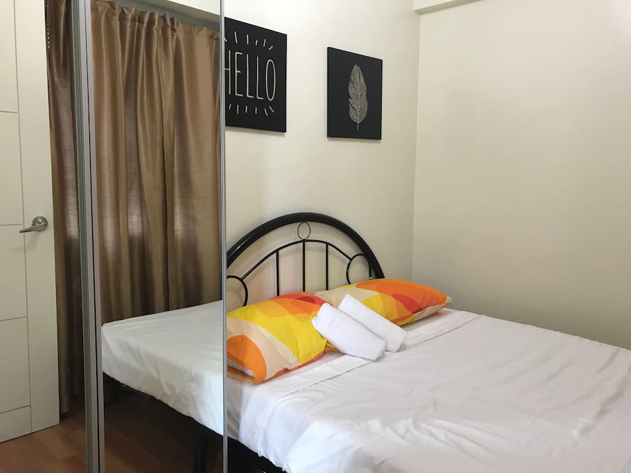 Double bed at the guest’s room. Ground floor.