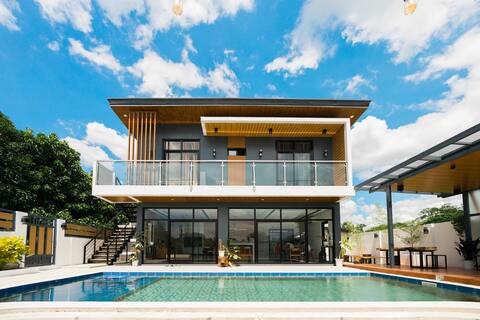 Obra Maestro Private Resort