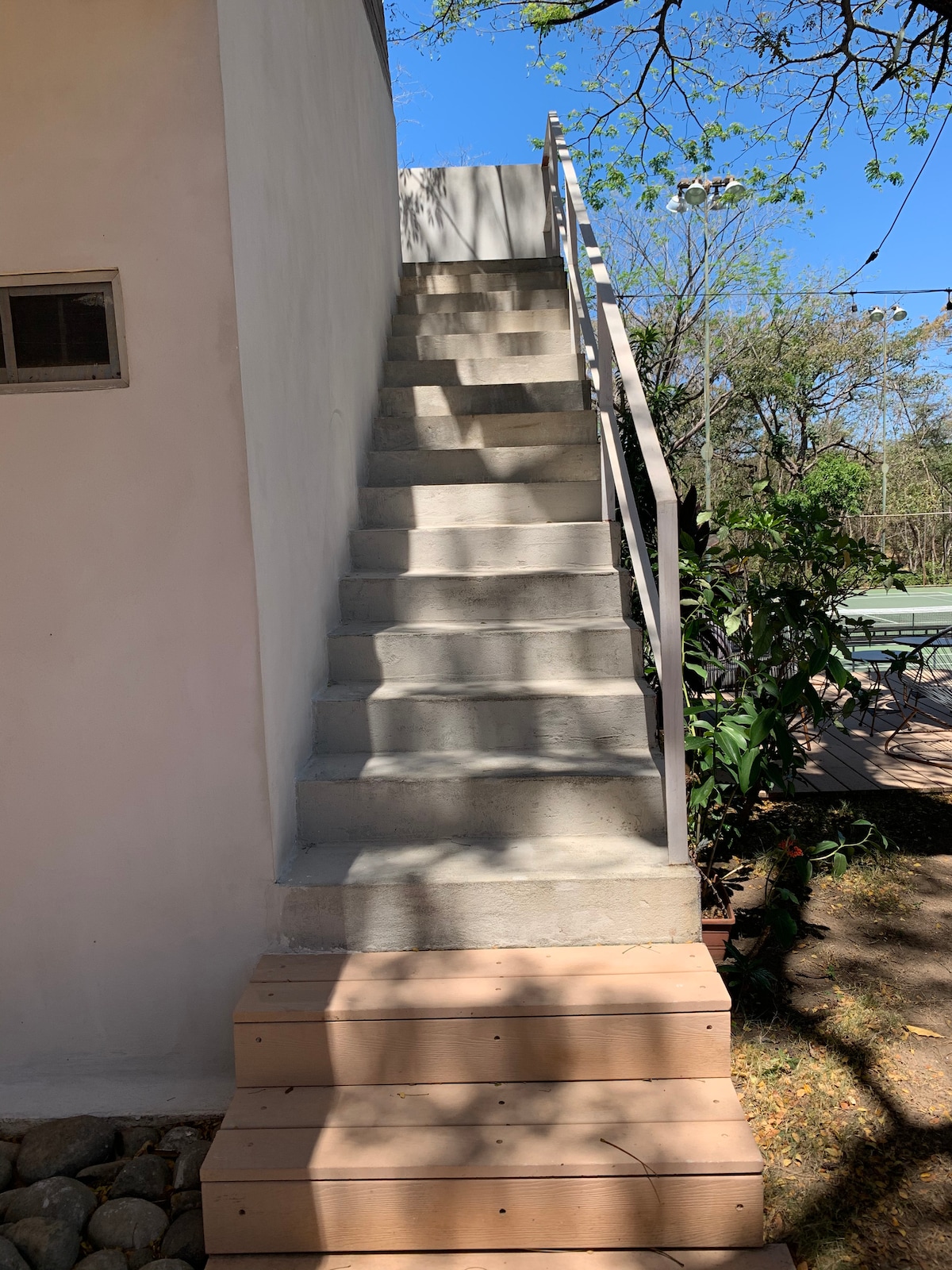 Ბინის კიბეები ერთ საძინებელში