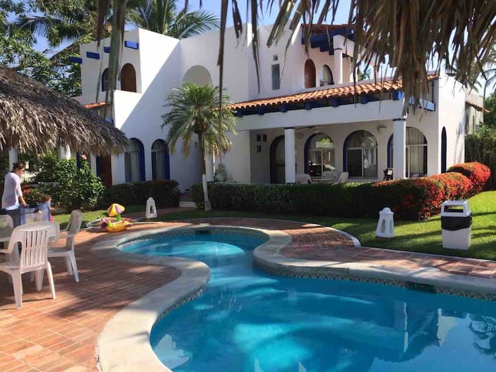 Golden Island Limon II Houses for Rent in Manzanillo, Colima, Mexico