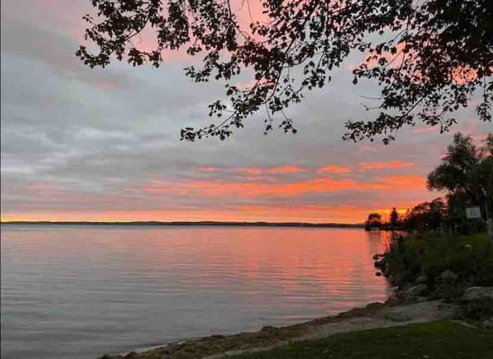 Vacation Rentals & Homes Ontario, Canada Airbnb