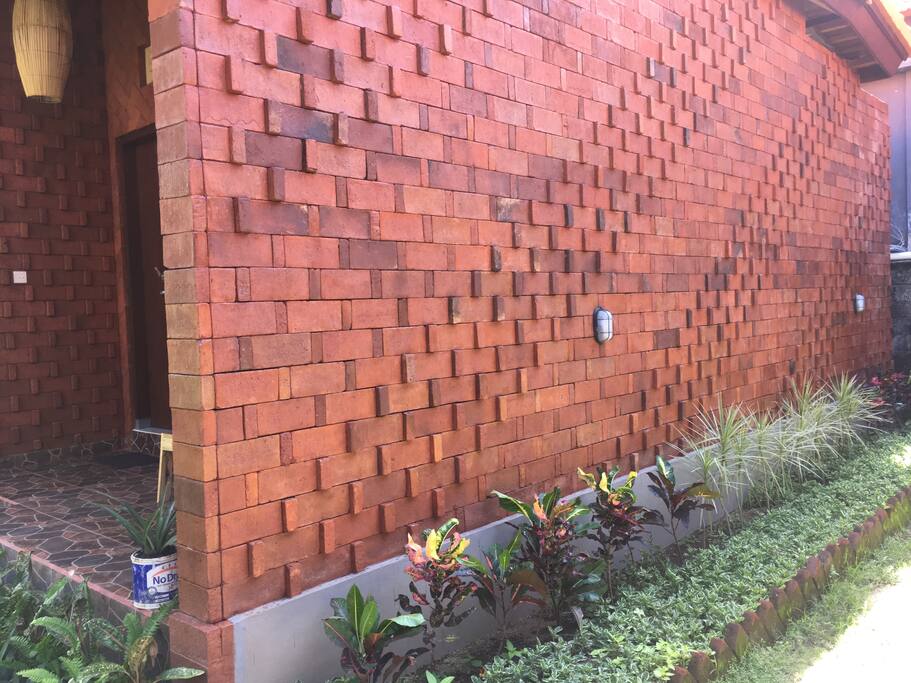 Wall garden