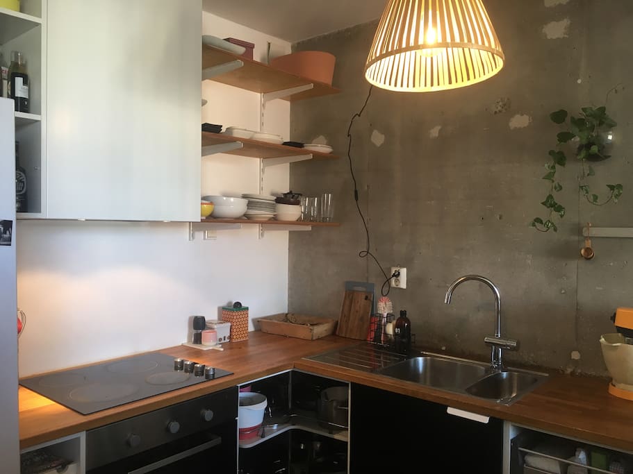 Fully equipped kitchen