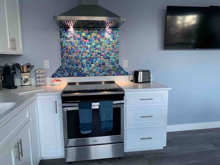 Mountain View Cottage - Ashland, OR