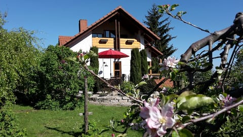 Apartment in the garden in the wine village of Britzingen