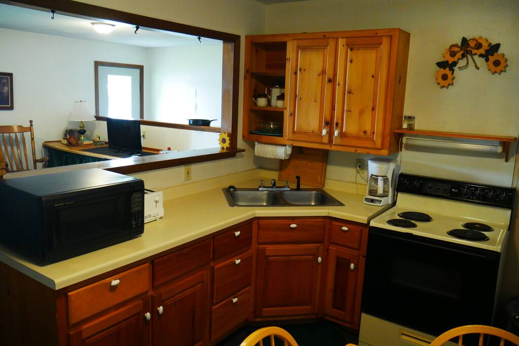 Full Kitchen