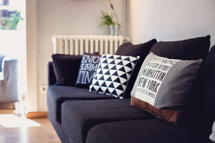 Ramblas & Paseo de Gracia gallery image 3