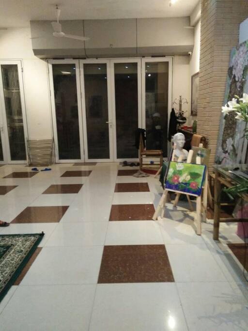 Share the first floor