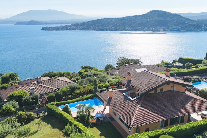 Lake Villa Belvedere with view and pool