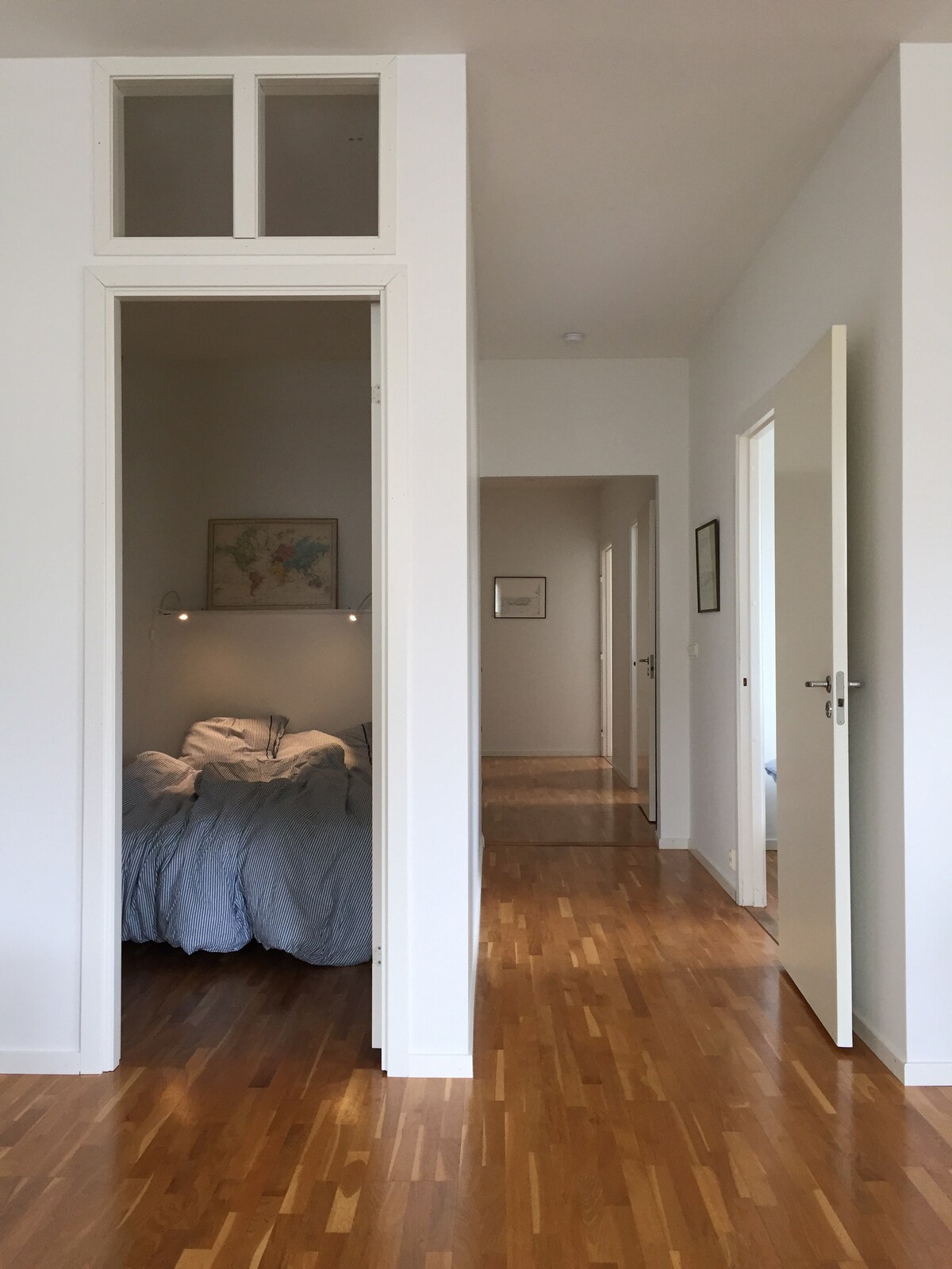 明亮宽敞的公寓。 